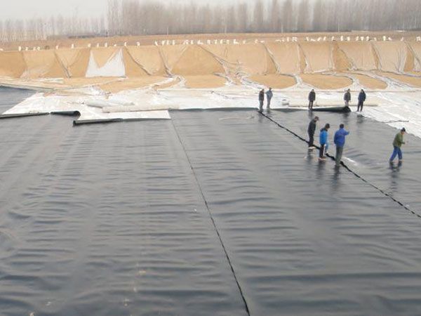 聚乙烯土工膜施工