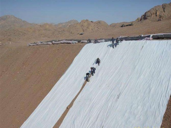 无纺土工布施工